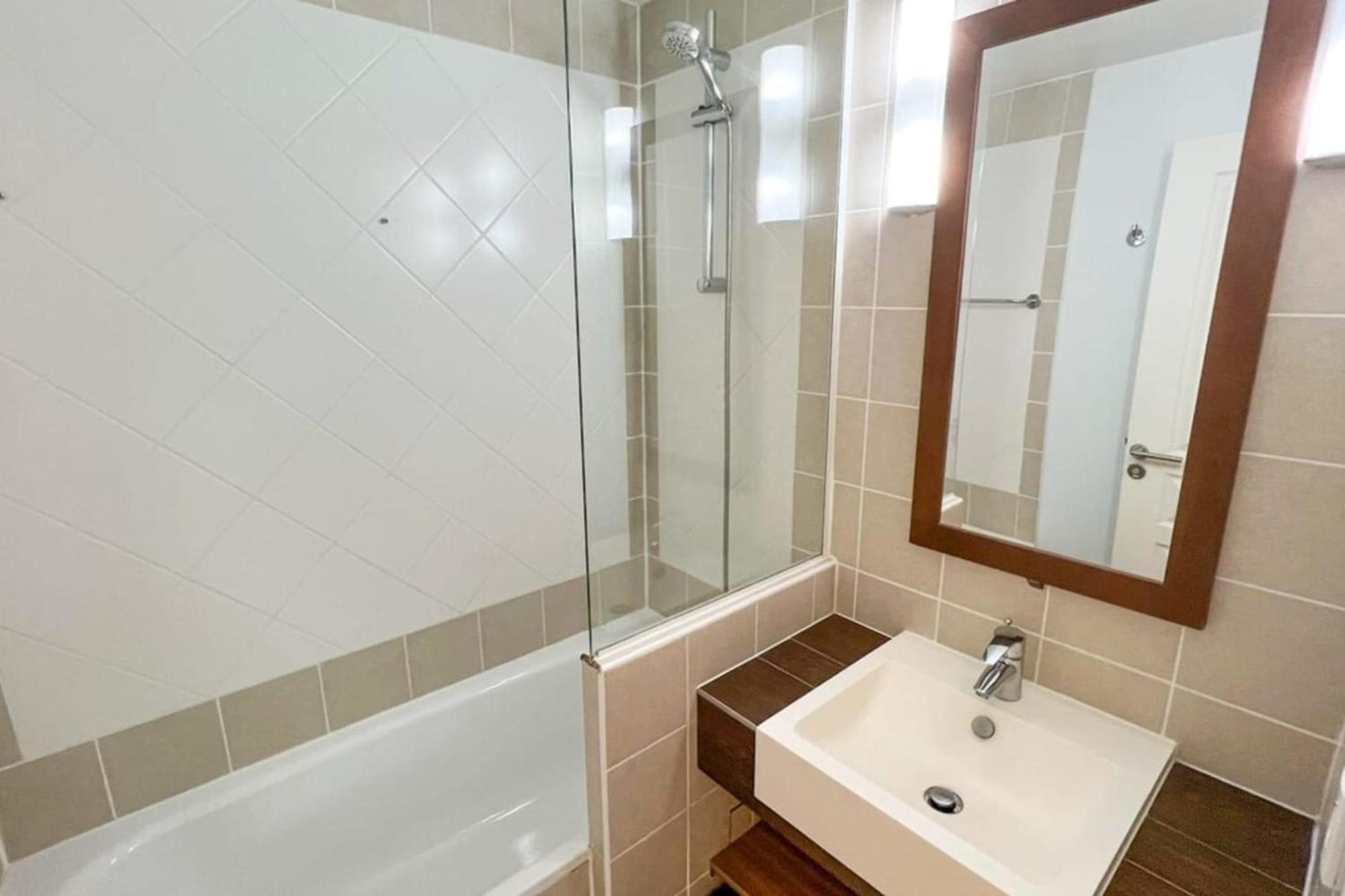 6-Person Apartment With Swimming Pool Tennis Court And Free Parking 25 勒图凯－巴黎普拉日 外观 照片